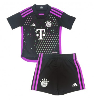 Bayern Munich Replika Babytøj Udebanesæt Børn 2023-24 Kortærmet (+ Korte bukser)